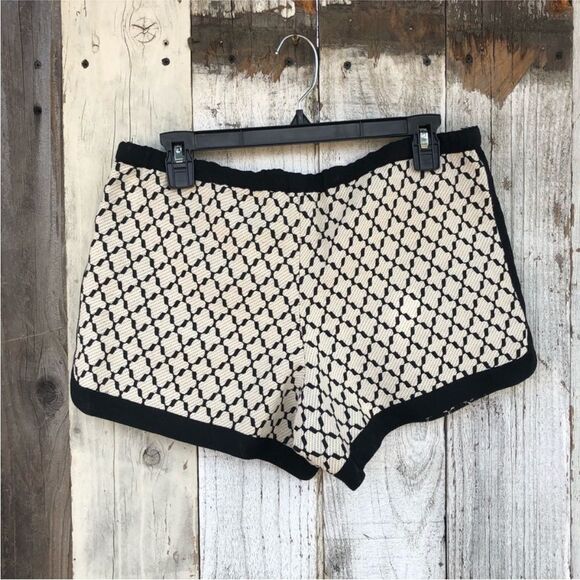 Piperlime Luxe Collection Black & white check drawstring shorts Women’s sz small - Picture 2 of 7